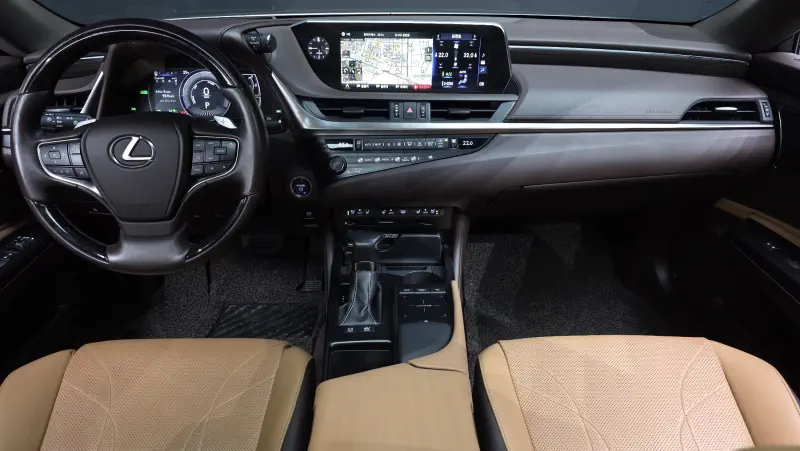 Lexus ES300h