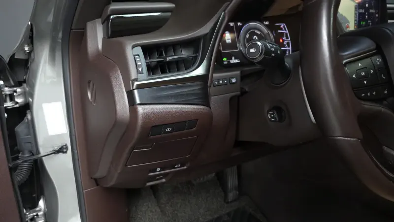 Lexus ES300h