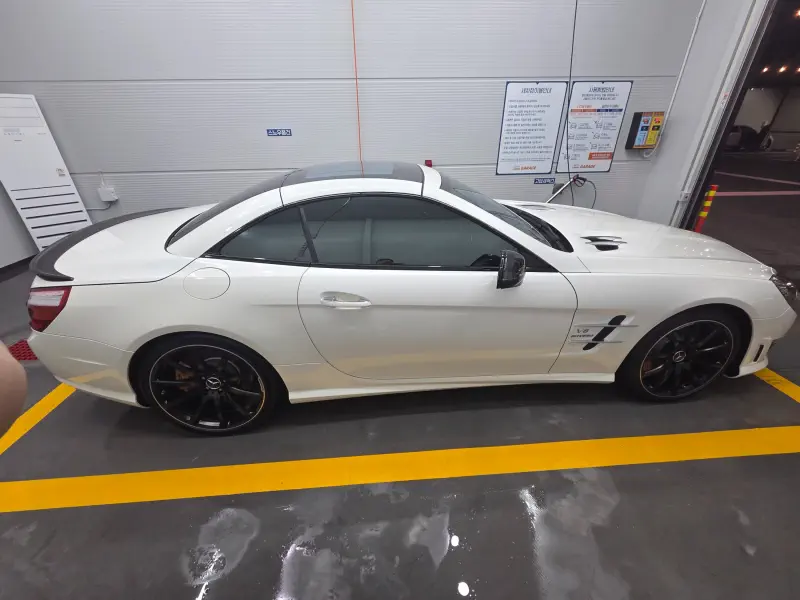 Mercedes-Benz SL-Class