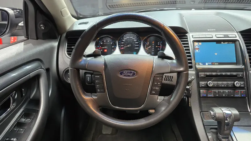 Ford Taurus