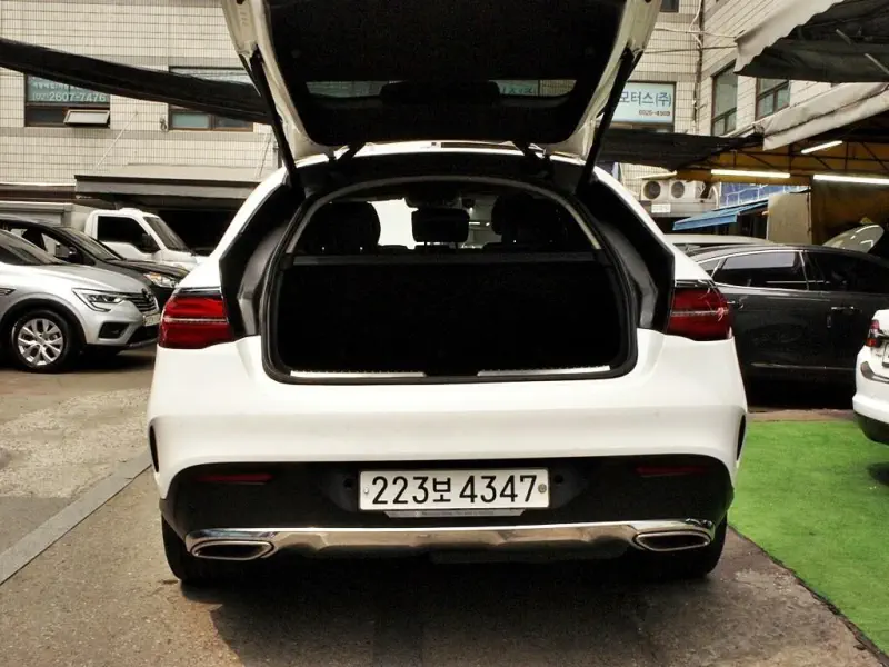 Mercedes-Benz GLE-Class