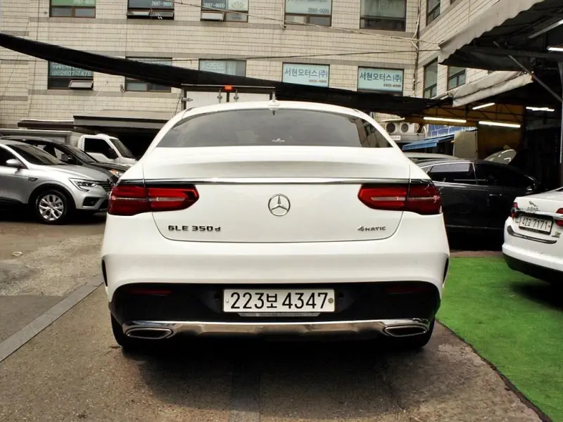 Mercedes-Benz GLE-Class