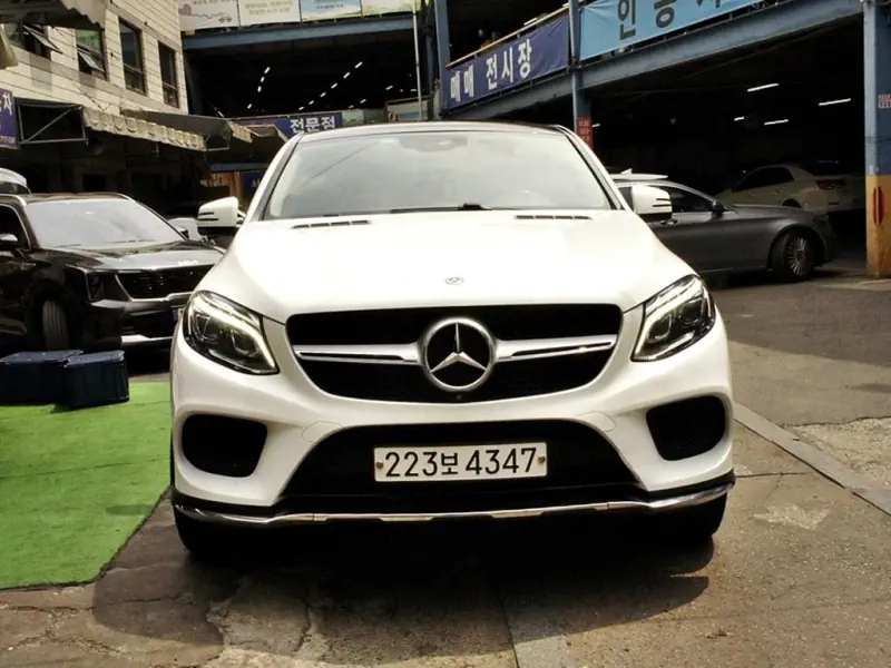 Mercedes-Benz GLE-Class