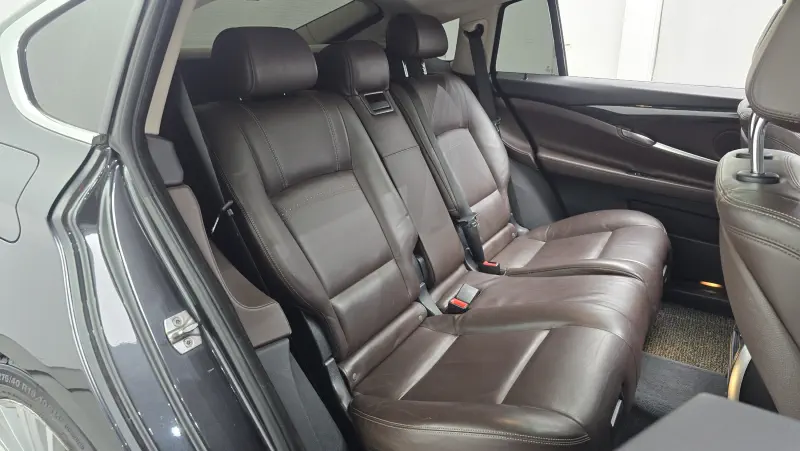 BMW 5-Series Gran Turismo