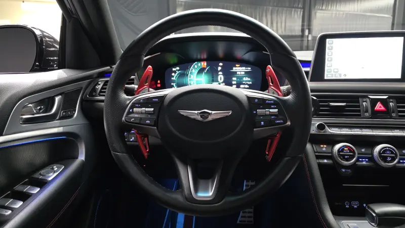 Genesis G70