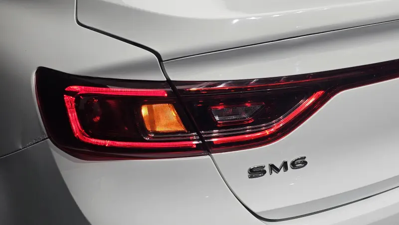 Renault Samsung SM6