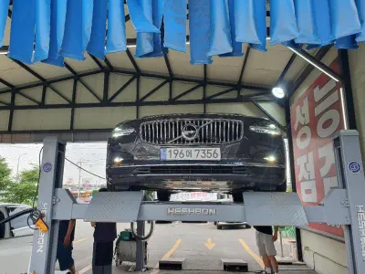Volvo S90