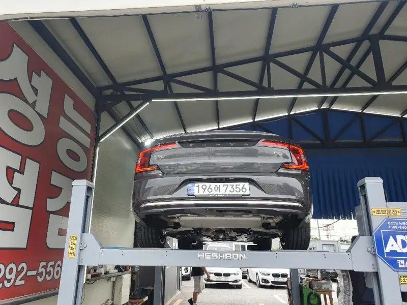 Volvo S90