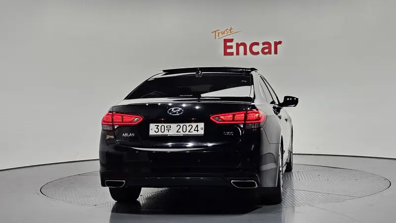 Hyundai Aslan