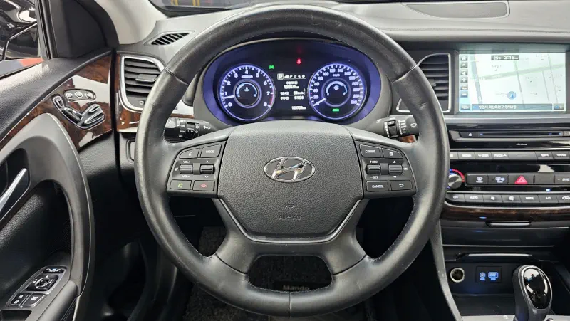 Hyundai Aslan
