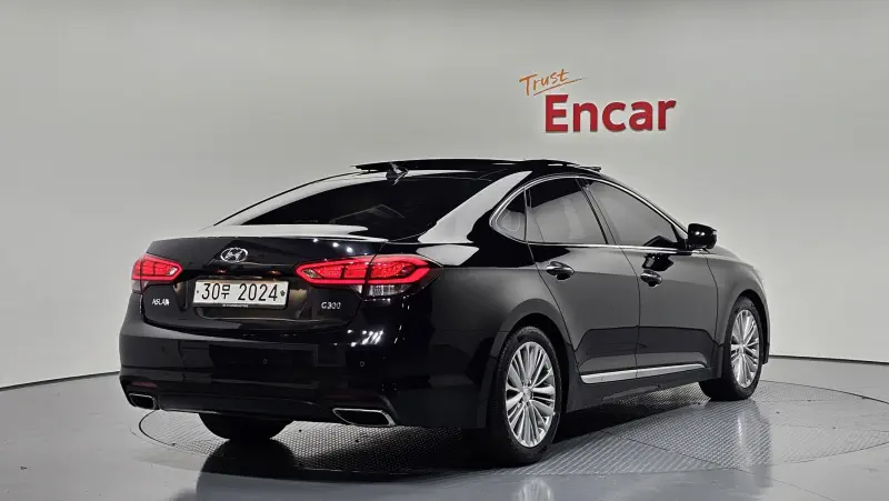 Hyundai Aslan