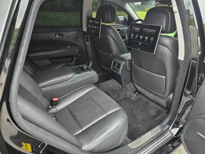 Hyundai Equus