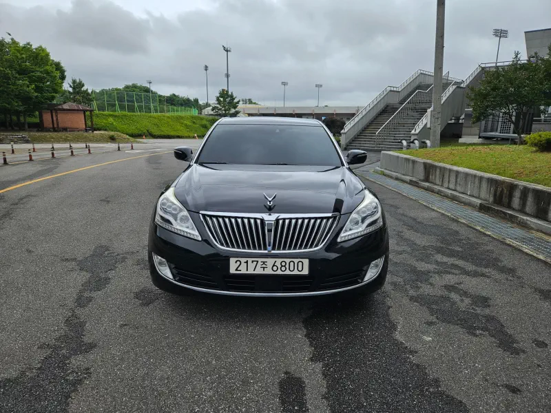Hyundai Equus