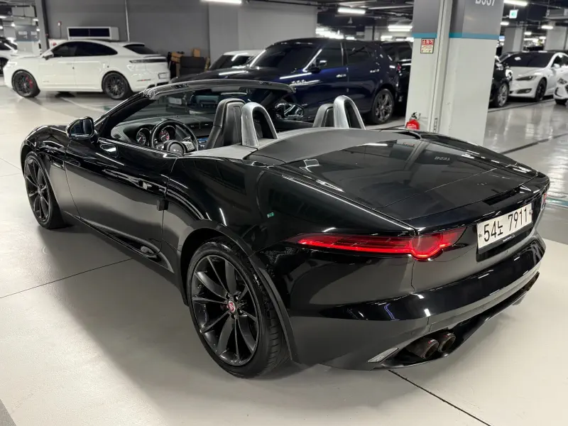 Jaguar F-Type