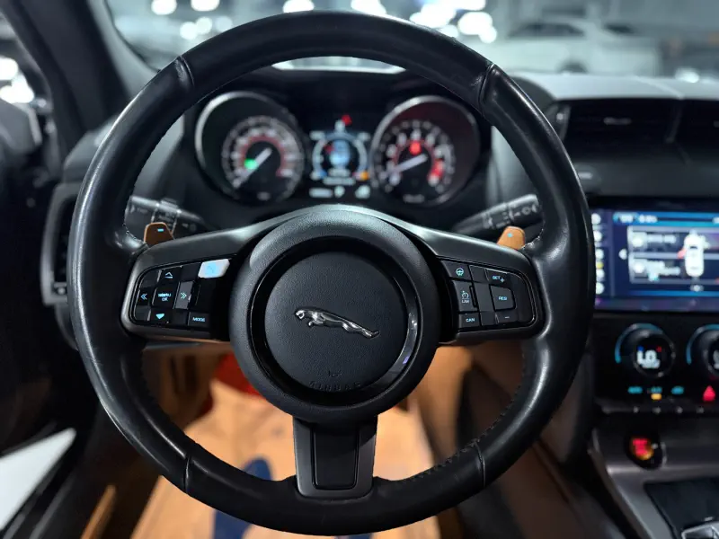 Jaguar F-Type