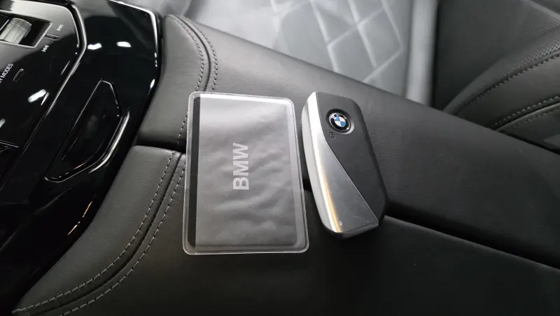 BMW i5