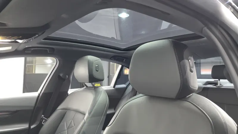 BMW i5
