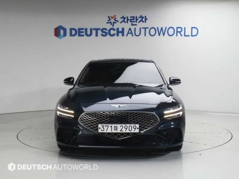 Genesis G70