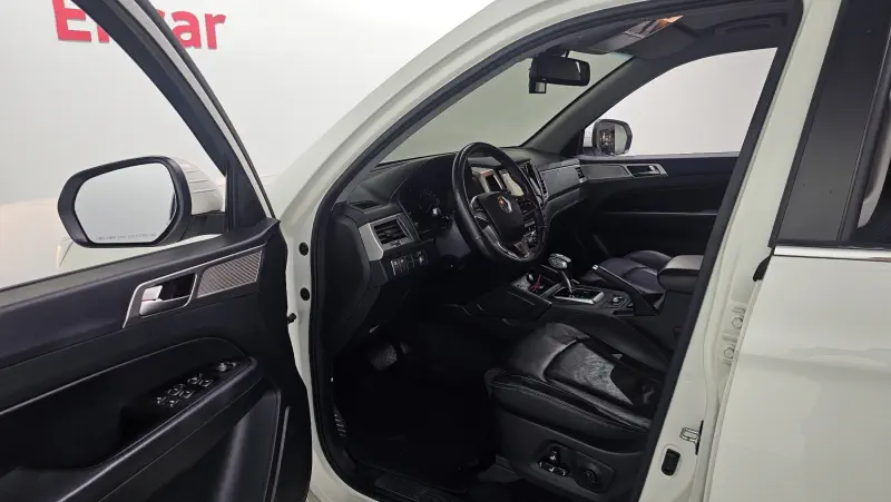 SsangYong Rexton Sports