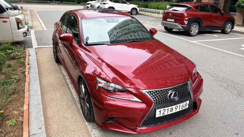 Lexus IS200t