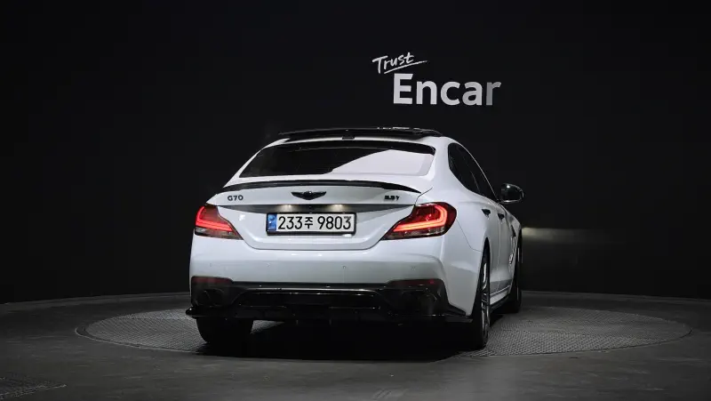 Genesis G70
