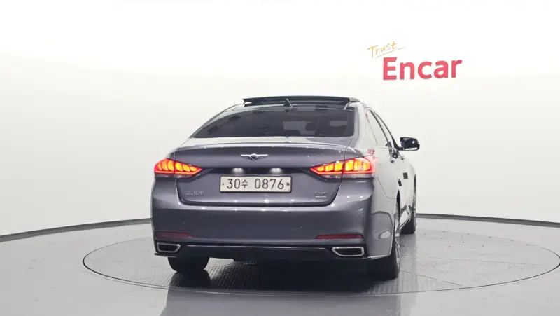 Hyundai Genesis