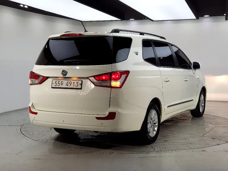 SsangYong Korando Turismo