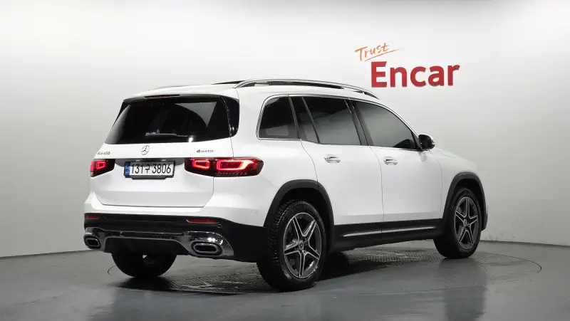Mercedes-Benz GLB-Class