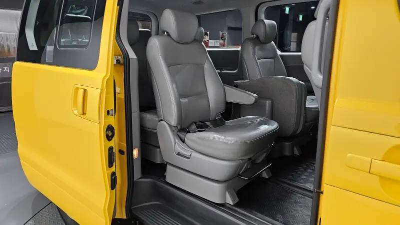 Hyundai Grand Starex
