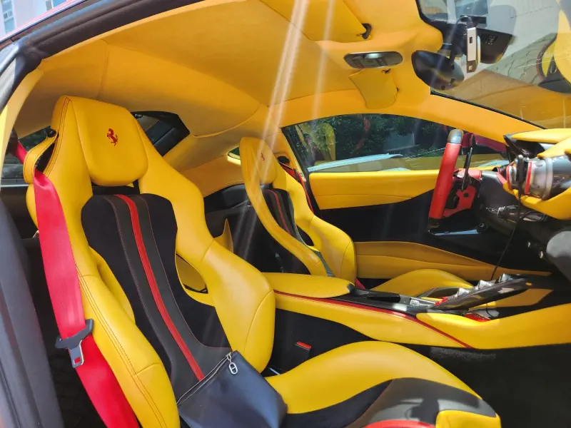 Ferrari 812