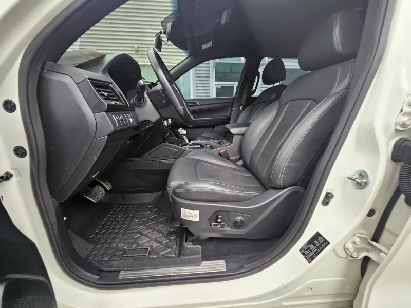 SsangYong Rexton Sports Khan