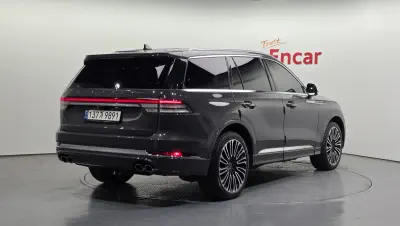 Lincoln Aviator