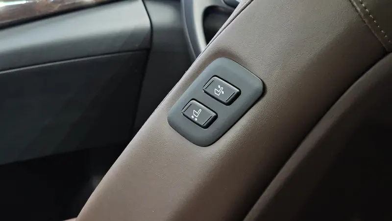 Hyundai Aslan