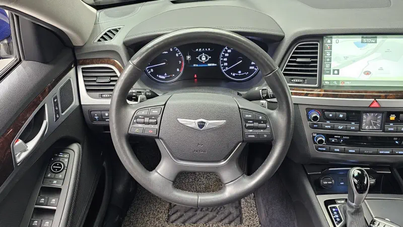 Hyundai Genesis