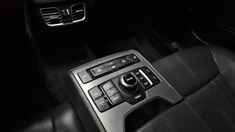 Hyundai Genesis