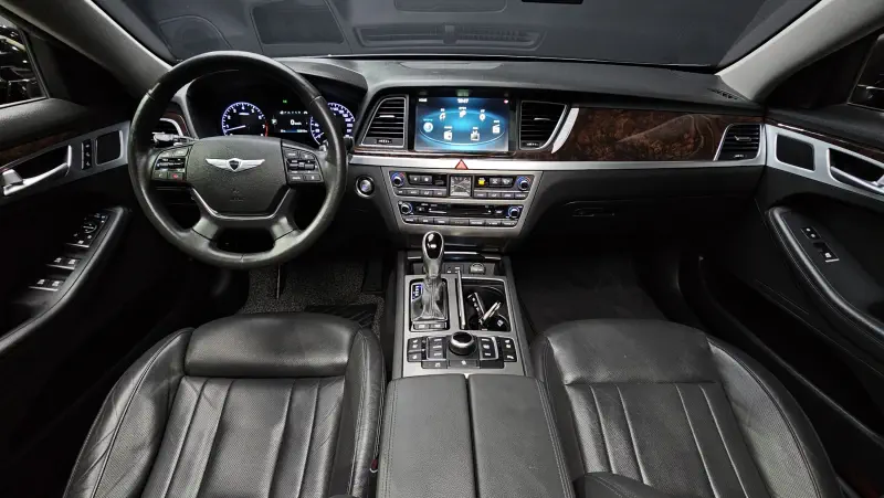 Hyundai Genesis