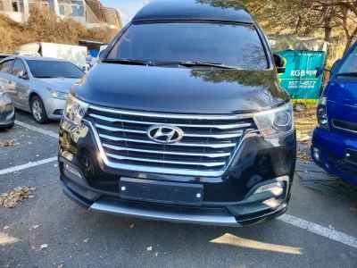 Hyundai Starex