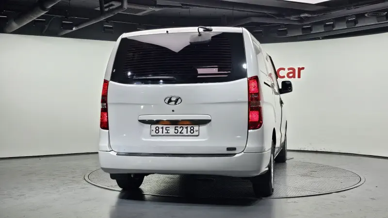 Hyundai Grand Starex