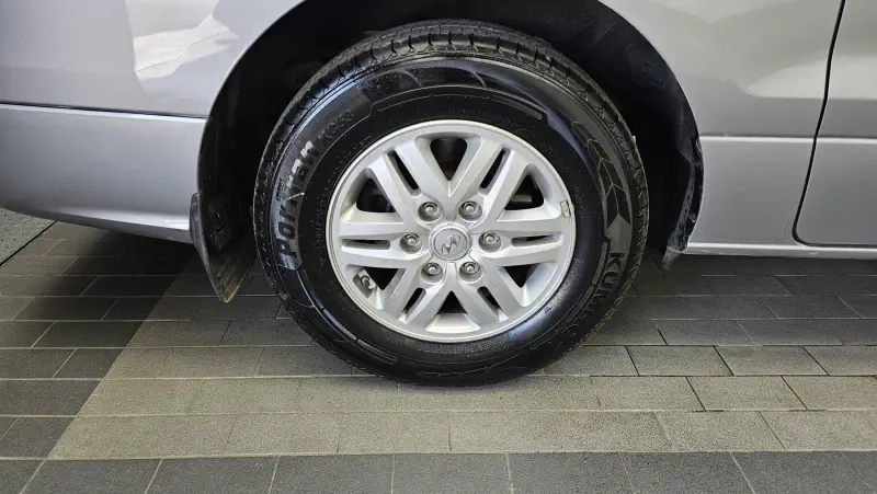 Hyundai Grand Starex