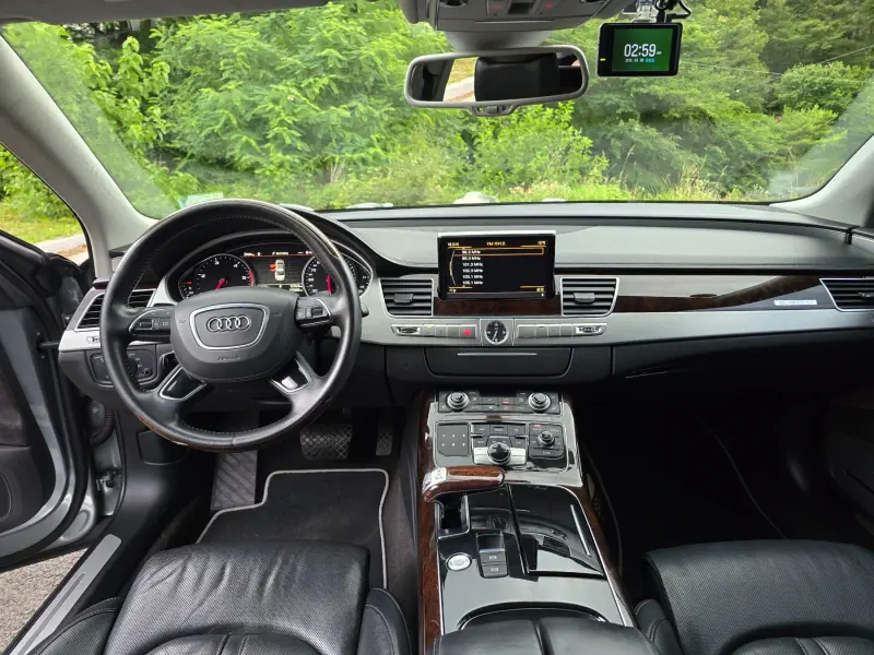 Audi A8