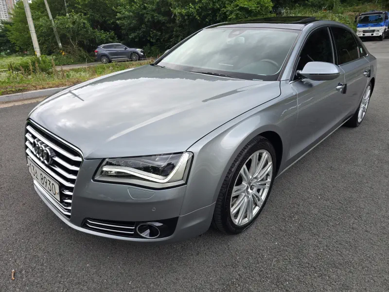 Audi A8
