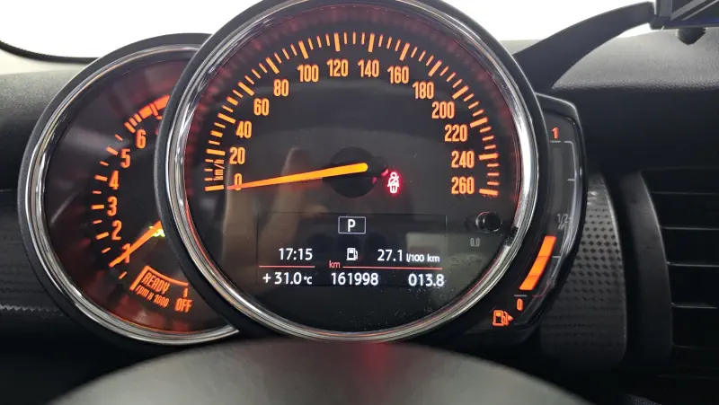 Mini Hatch