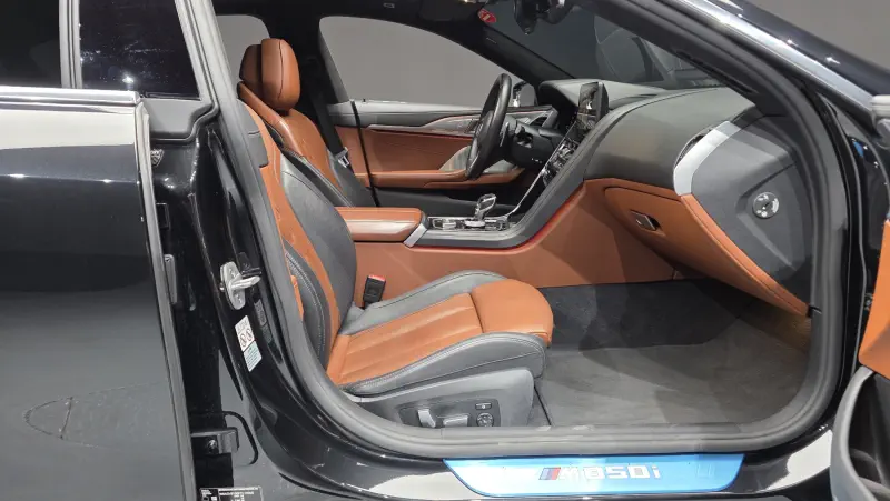 BMW 8-Series