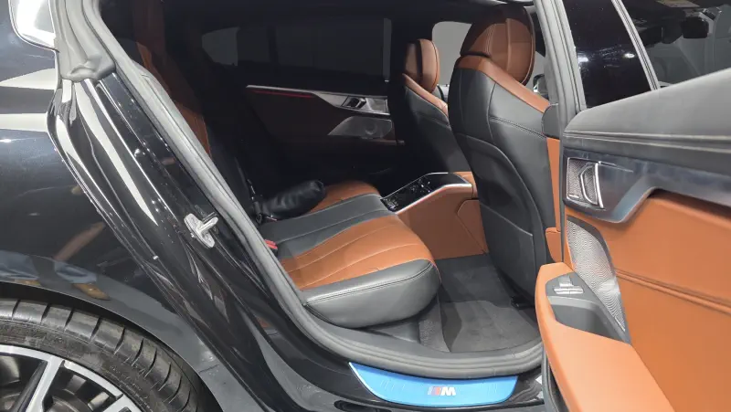 BMW 8-Series