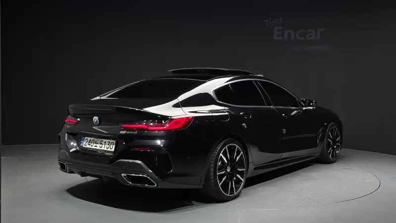BMW 8-Series