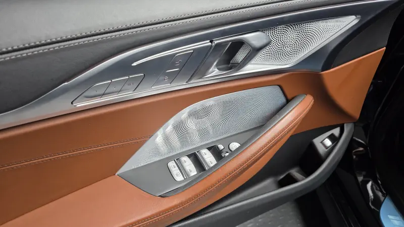 BMW 8-Series