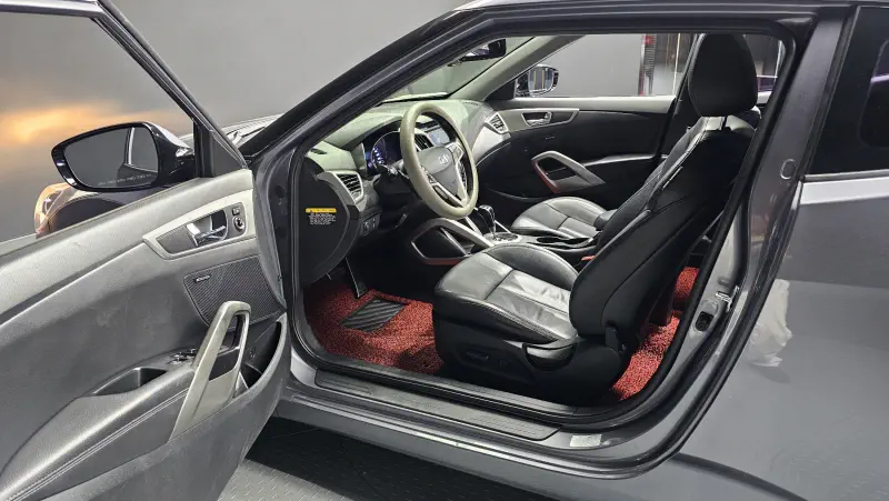 Hyundai Veloster