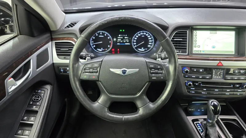 Hyundai Genesis