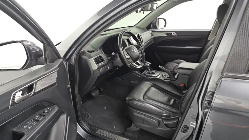 SsangYong Rexton Sports