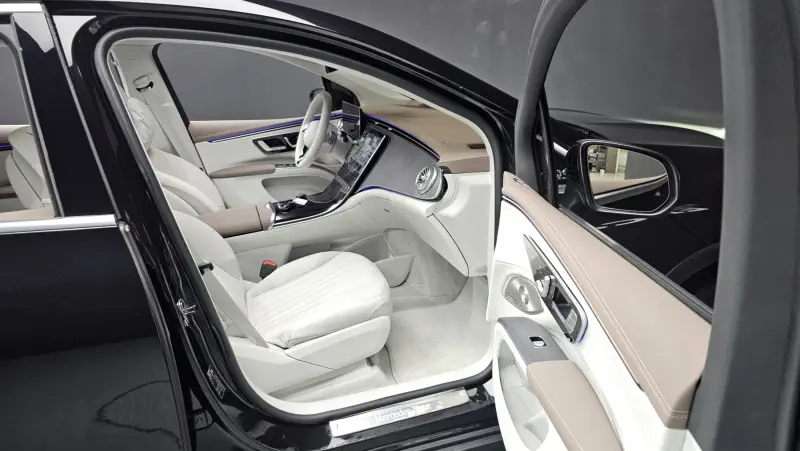 Mercedes-Benz EQS SUV